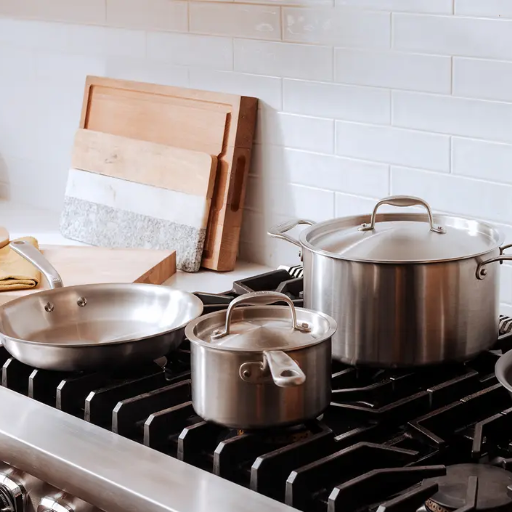 Comparing Cooking Pot Types and Materials