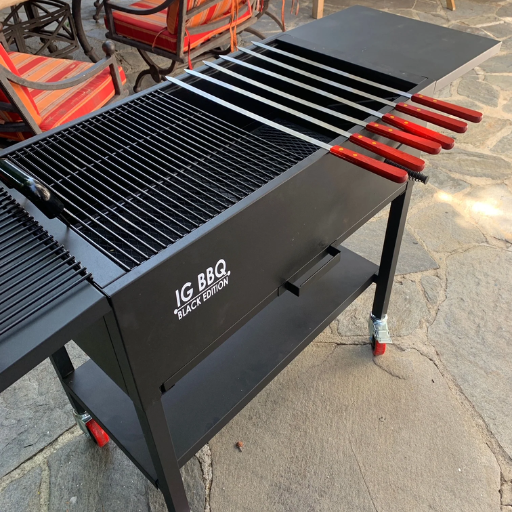 What Are the Best Techniques for Cooking with a Charcoal Grill?