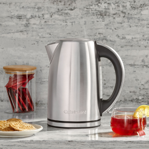 What Should I Look for in an Electric Tea Kettle?
